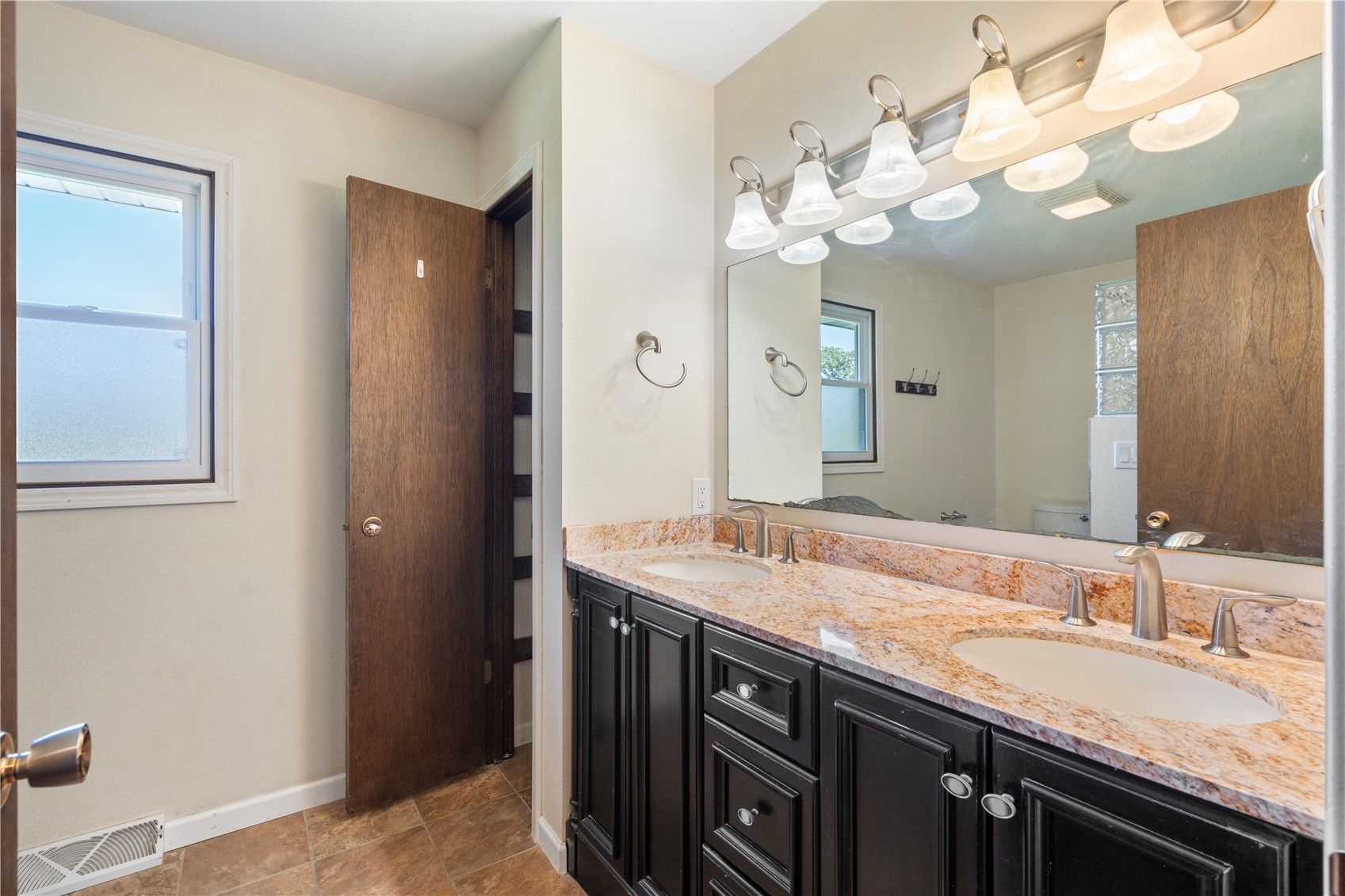 6752 29th Avenue Shellsburg IA 52332