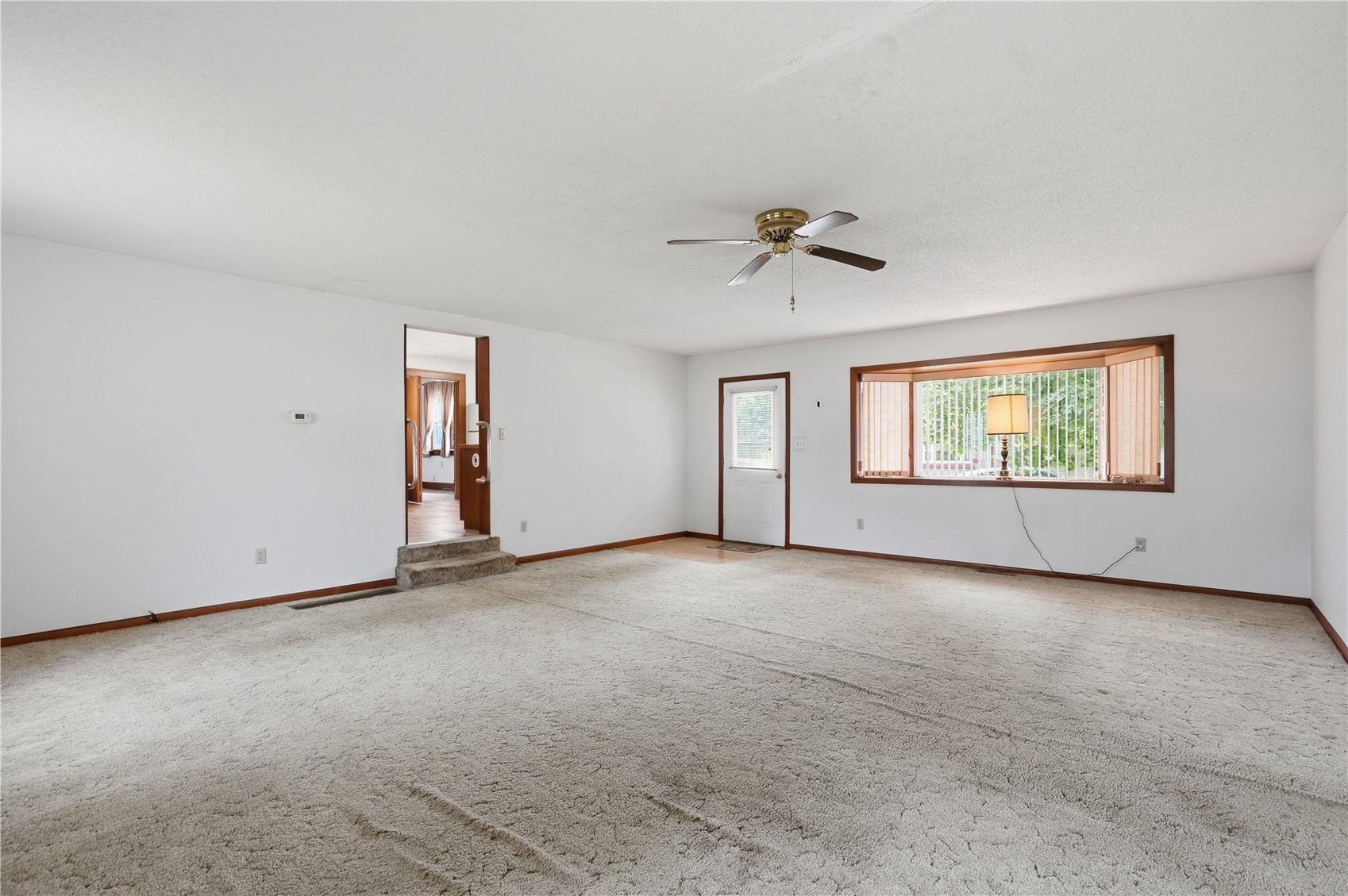 327 Rose Avenue Swisher IA 52338