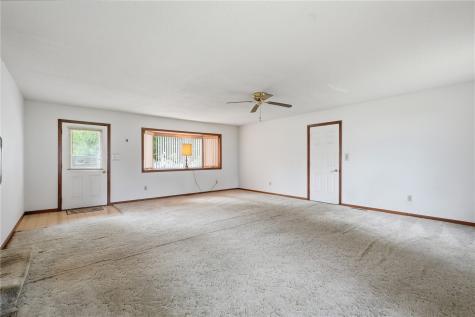 327 Rose Avenue Swisher IA 52338