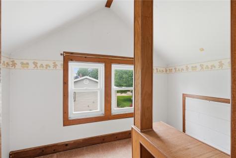 327 Rose Avenue Swisher IA 52338