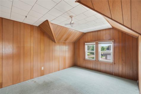 327 Rose Avenue Swisher IA 52338