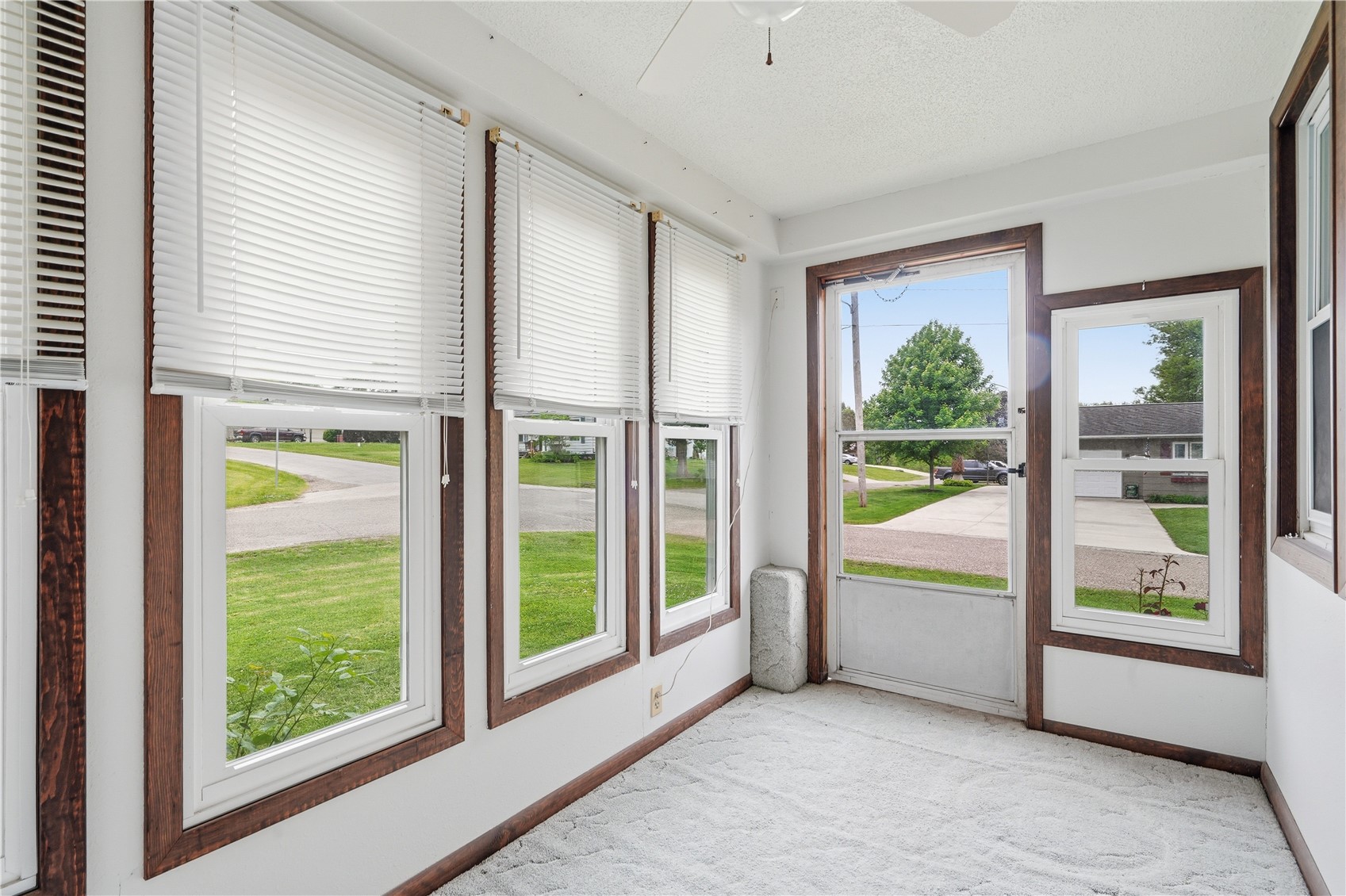 327 Rose Avenue Swisher IA 52338
