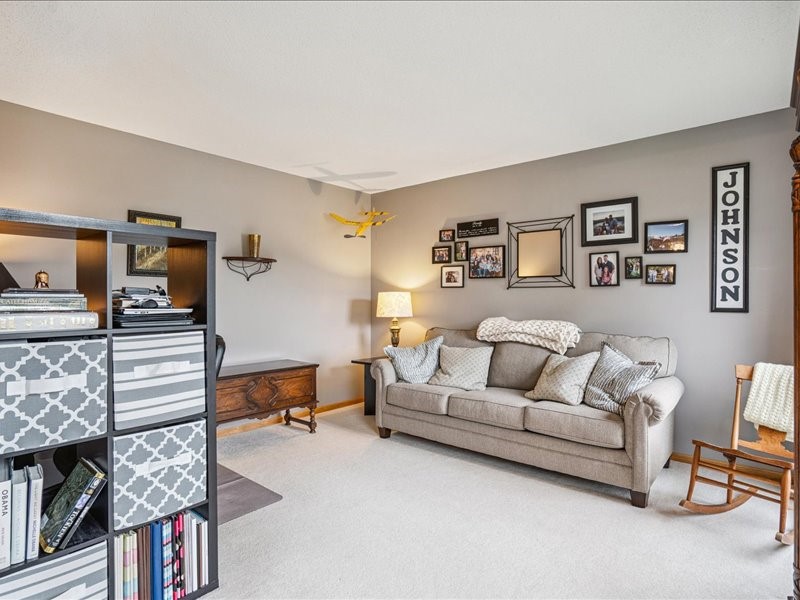 202 Rockhurst Drive SW Cedar Rapids IA 52404