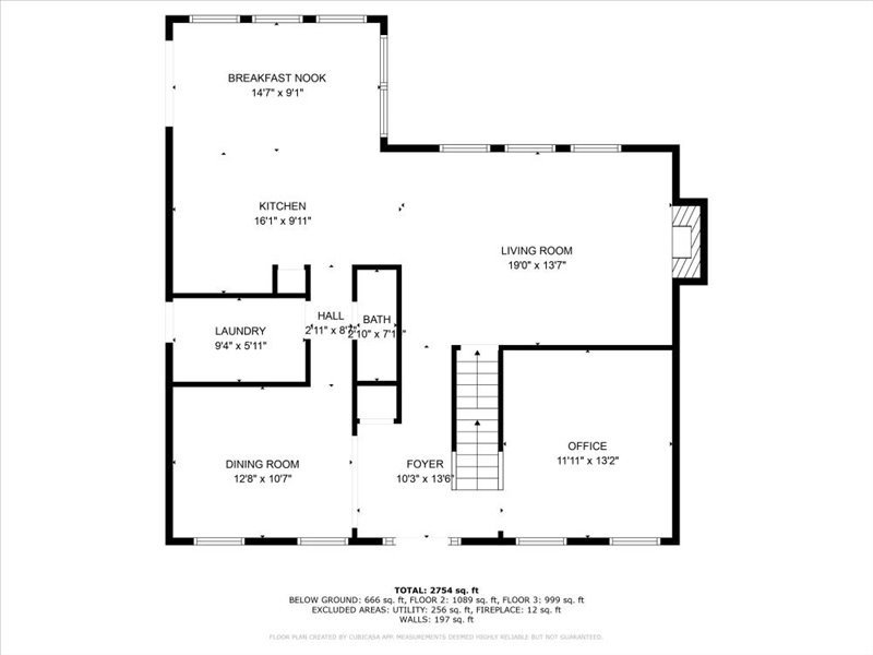 202 Rockhurst Drive SW Cedar Rapids IA 52404