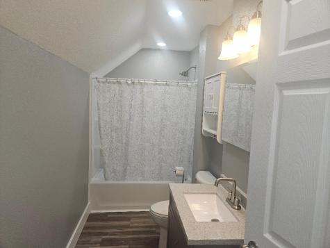 807 5th Avenue Belle Plaine IA 52208