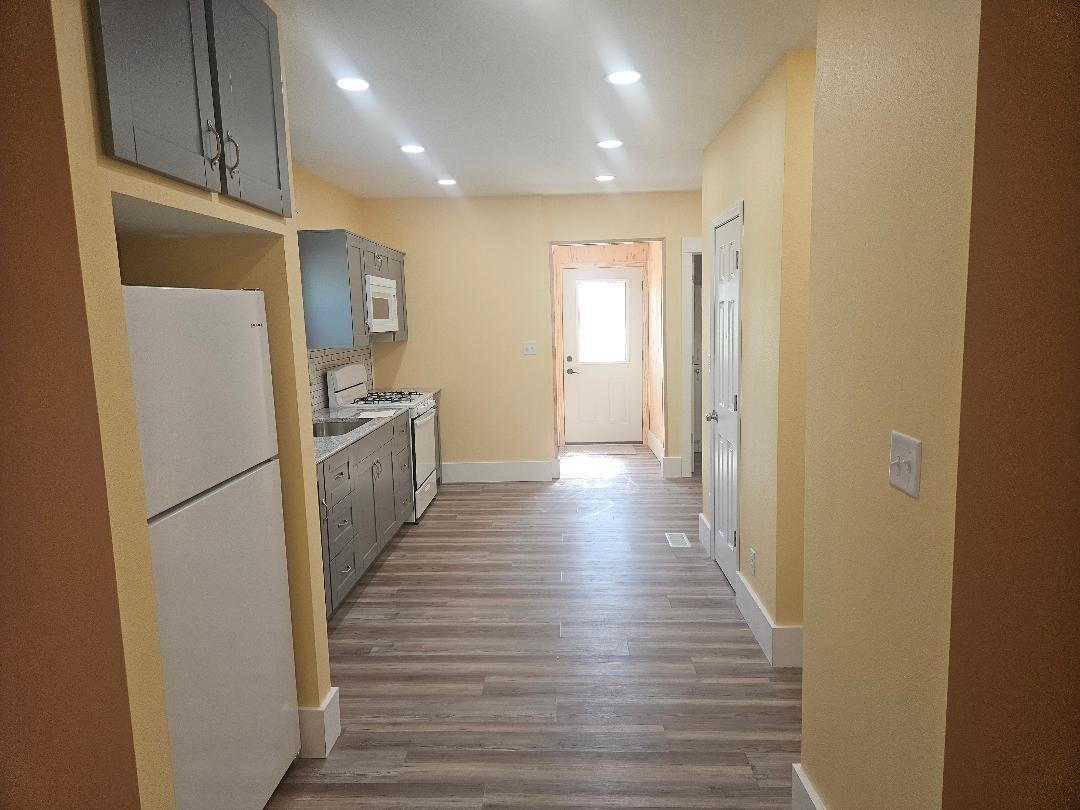 807 5th Avenue Belle Plaine IA 52208