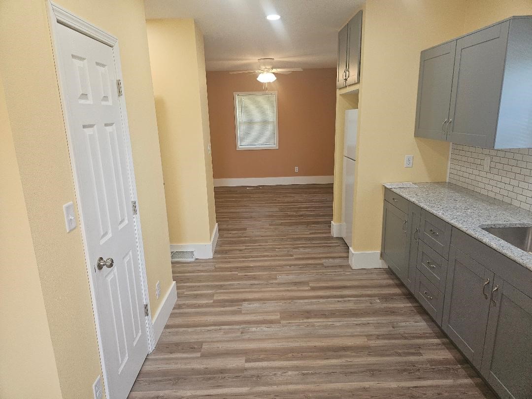 807 5th Avenue Belle Plaine IA 52208