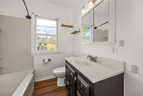 2712 Dalewood Avenue SE Cedar Rapids IA 52403