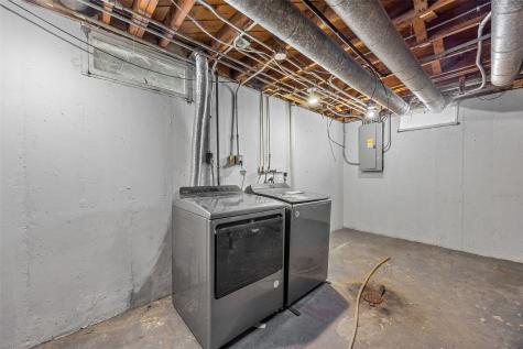 2712 Dalewood Avenue SE Cedar Rapids IA 52403