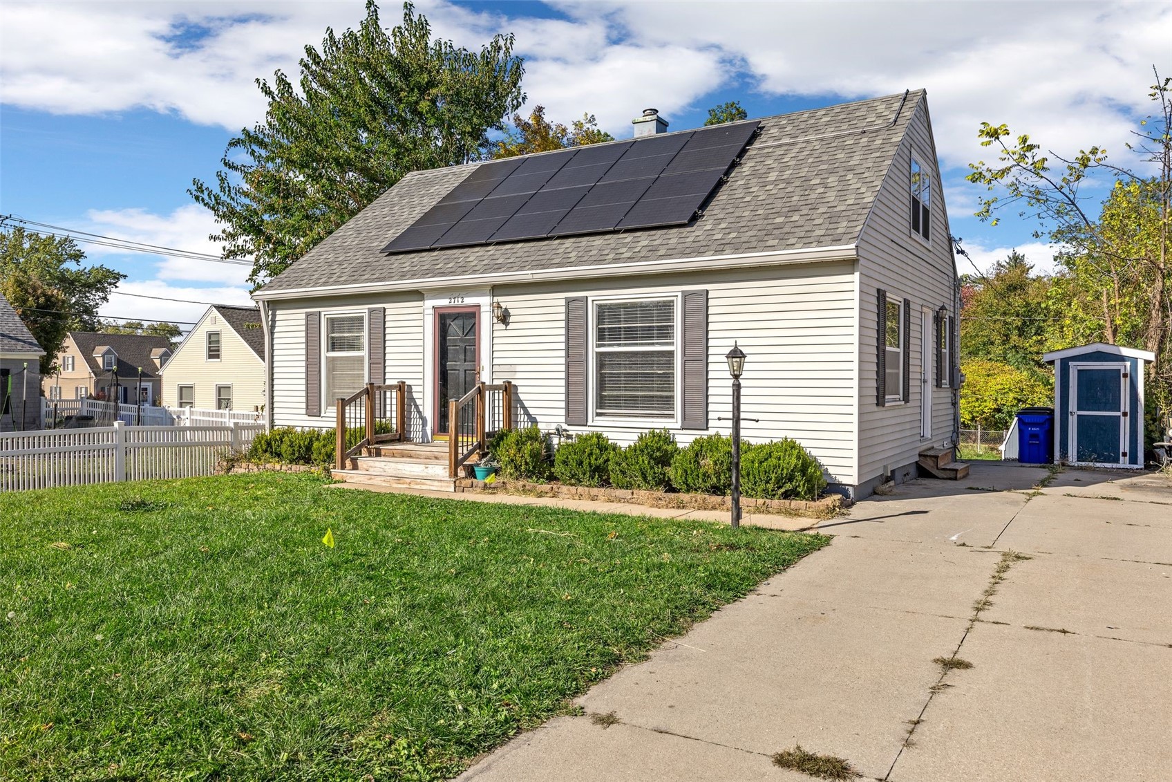 2712 Dalewood Avenue SE Cedar Rapids IA 52403