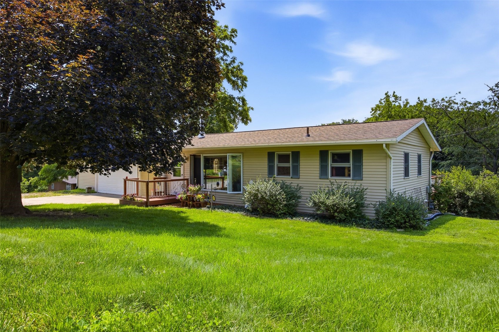 3429 Ridgecrest North Liberty IA 52317