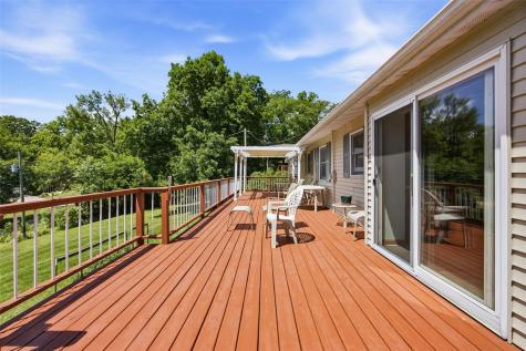 3429 Ridgecrest North Liberty IA 52317
