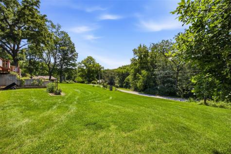 3429 Ridgecrest North Liberty IA 52317