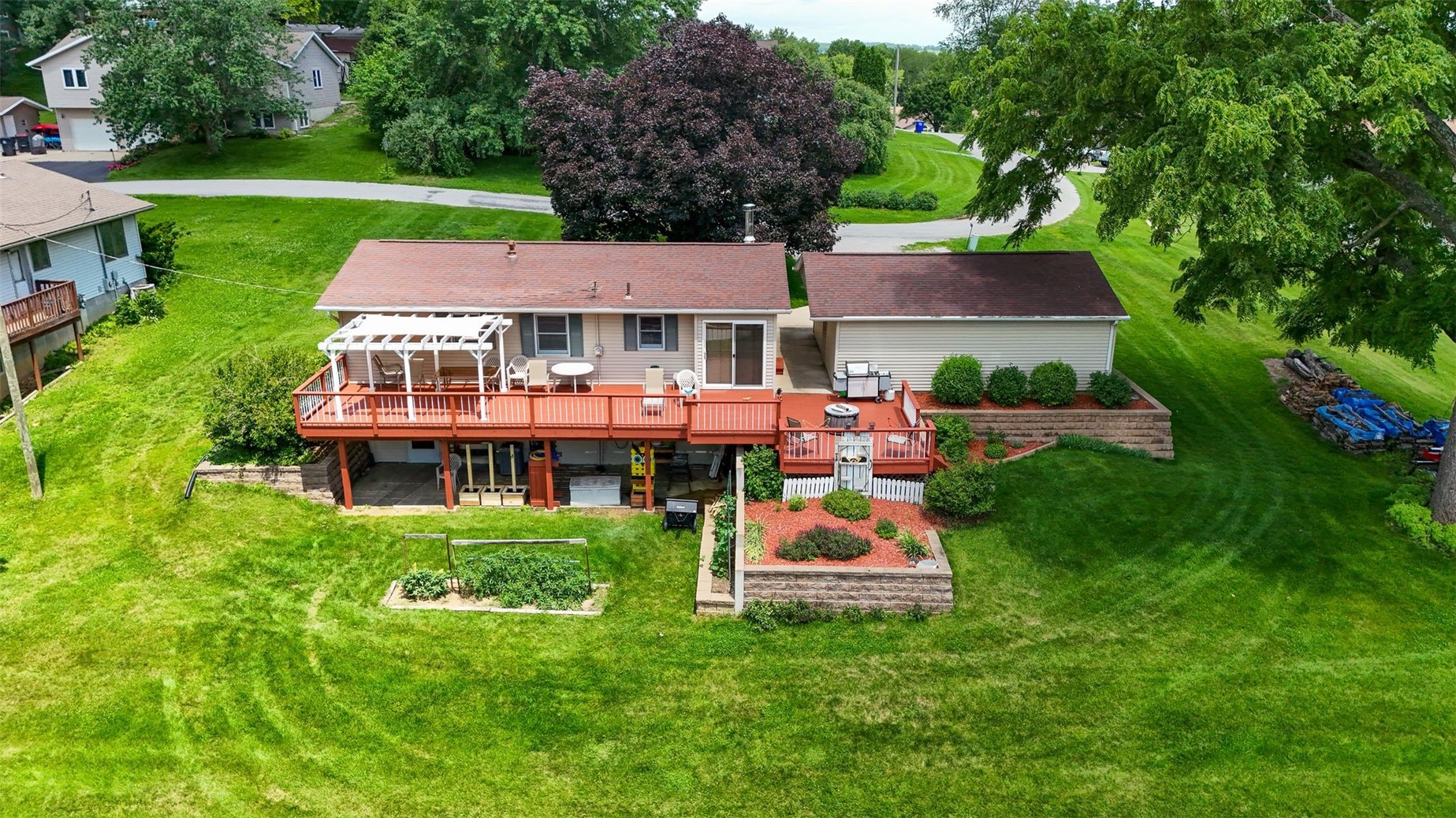 3429 Ridgecrest North Liberty IA 52317
