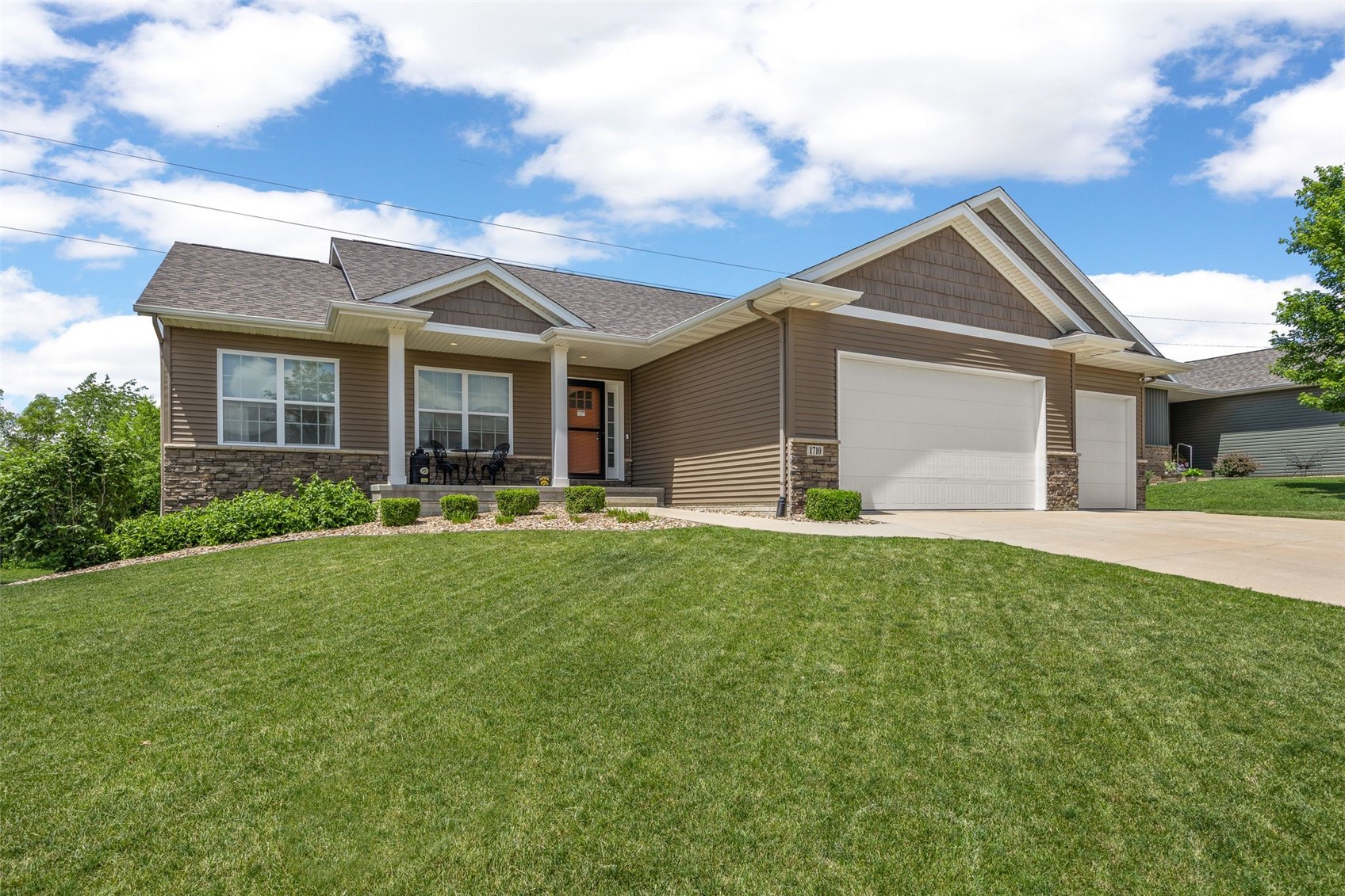 1710 Bobcat Drive NW Cedar Rapids IA 52405