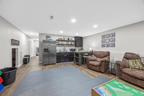 1710 Bobcat Drive NW Cedar Rapids IA 52405