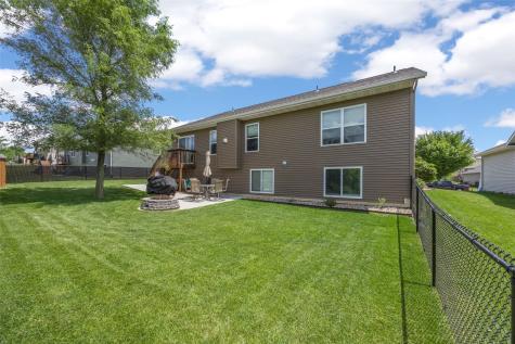 1710 Bobcat Drive NW Cedar Rapids IA 52405