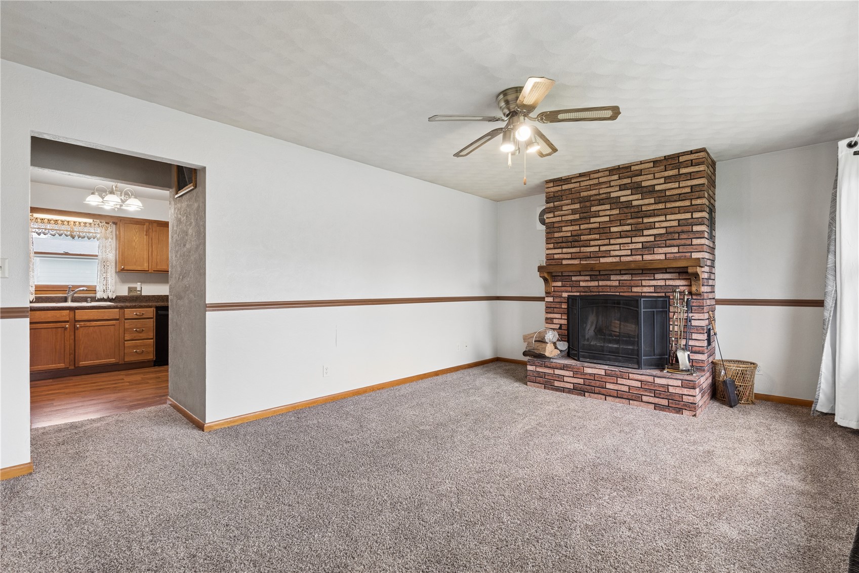 903 E 12th Street Vinton IA 52349