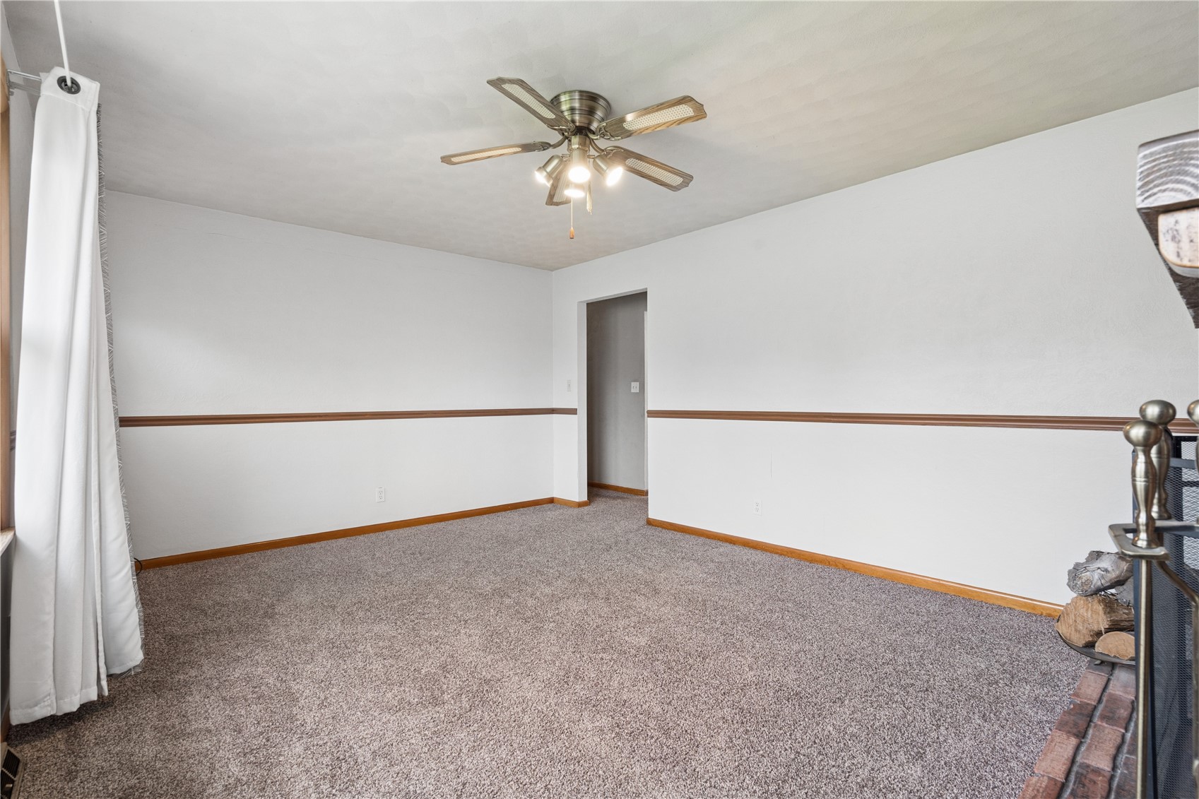 903 E 12th Street Vinton IA 52349