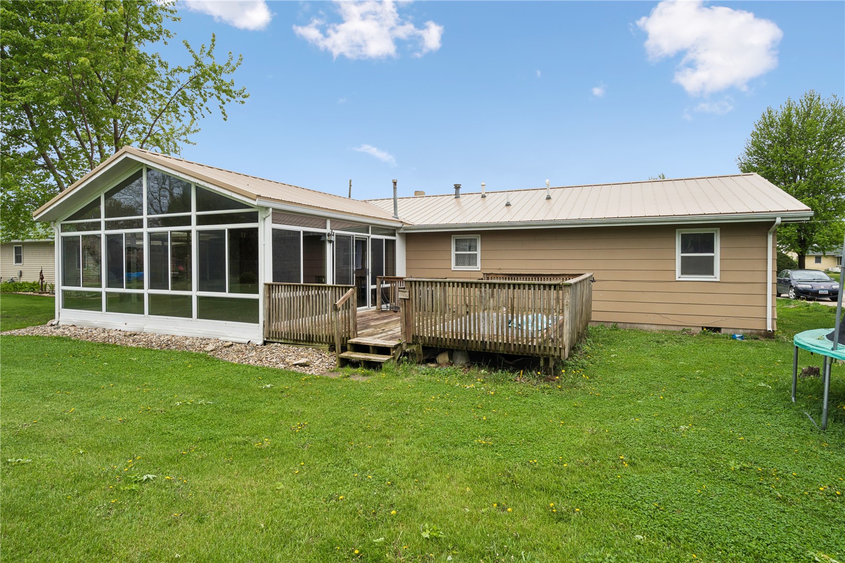 903 E 12th Street Vinton IA 52349
