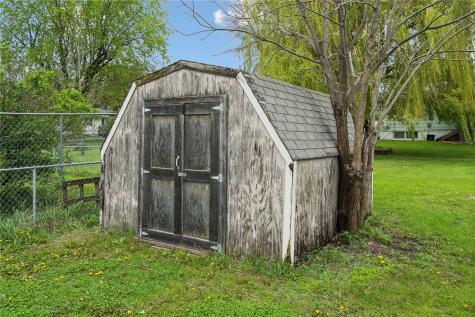 903 E 12th Street Vinton IA 52349
