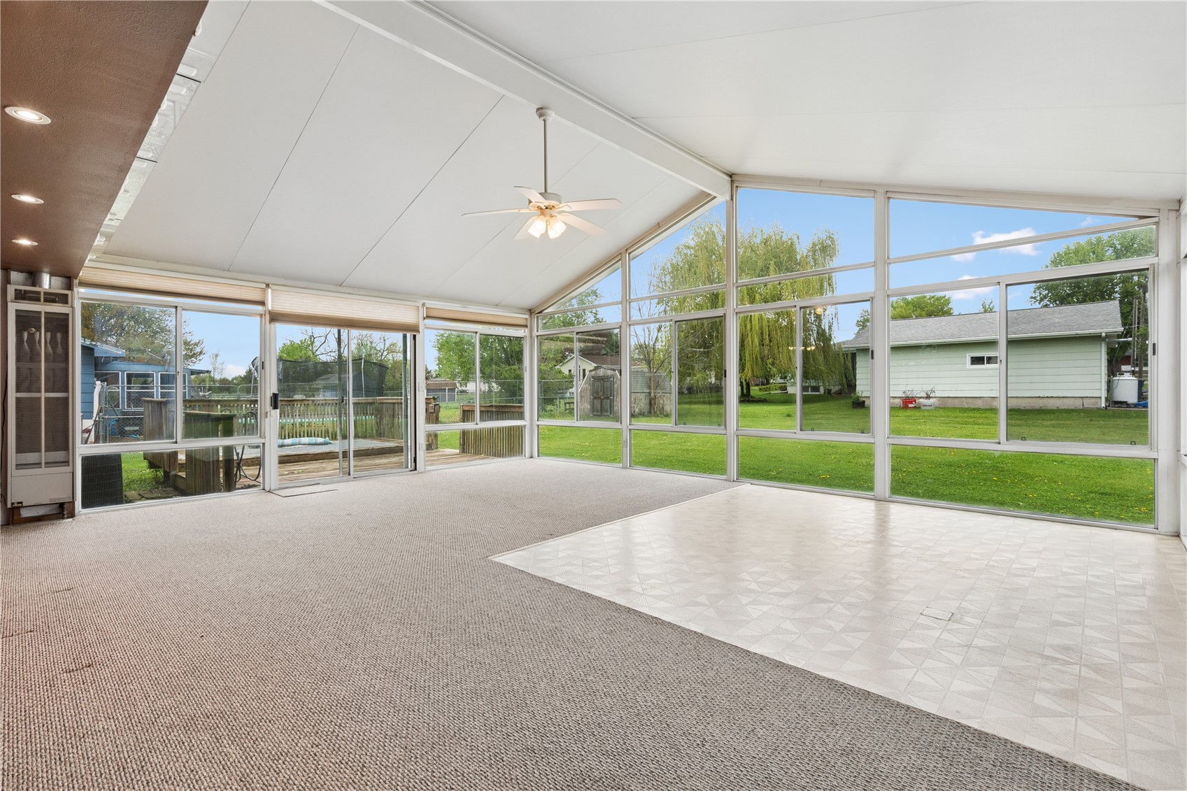 903 E 12th Street Vinton IA 52349