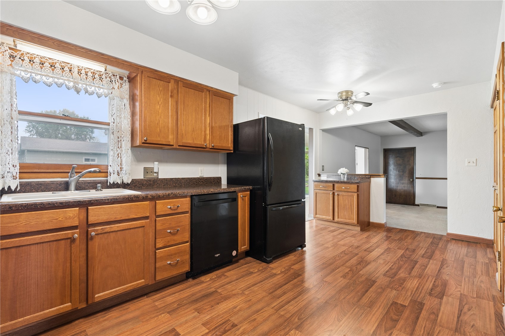 903 E 12th Street Vinton IA 52349