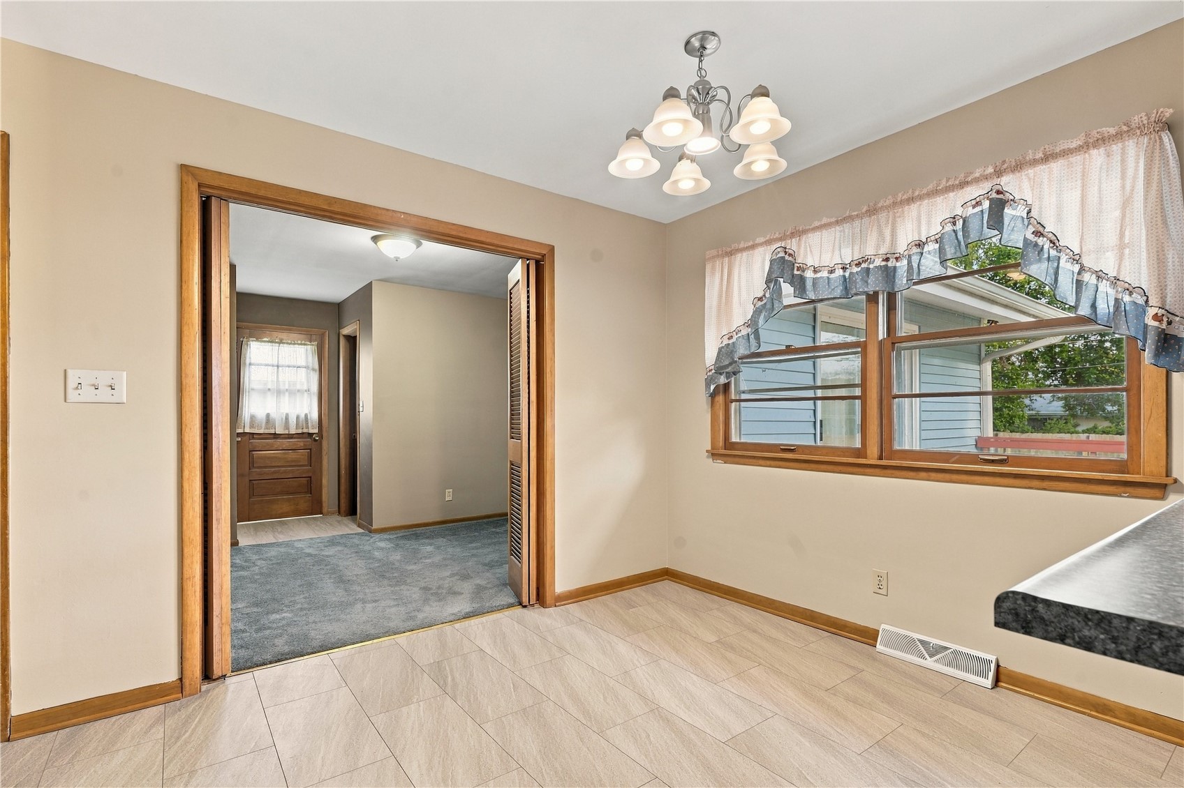 1740 25th Avenue Marion IA 52302
