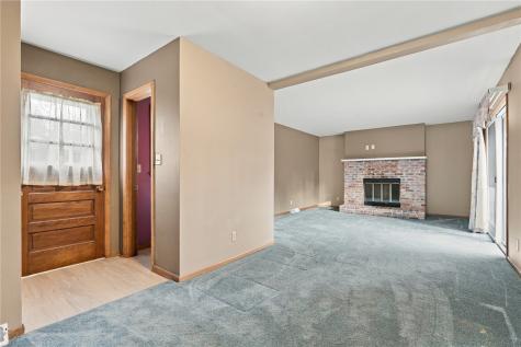 1740 25th Avenue Marion IA 52302