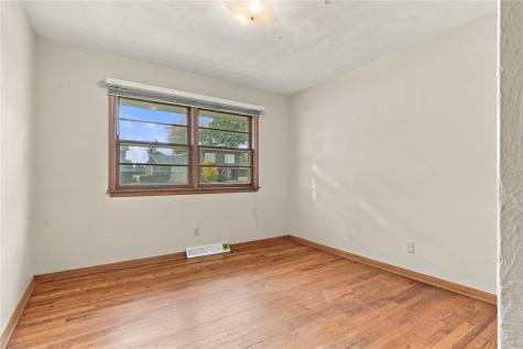 1740 25th Avenue Marion IA 52302
