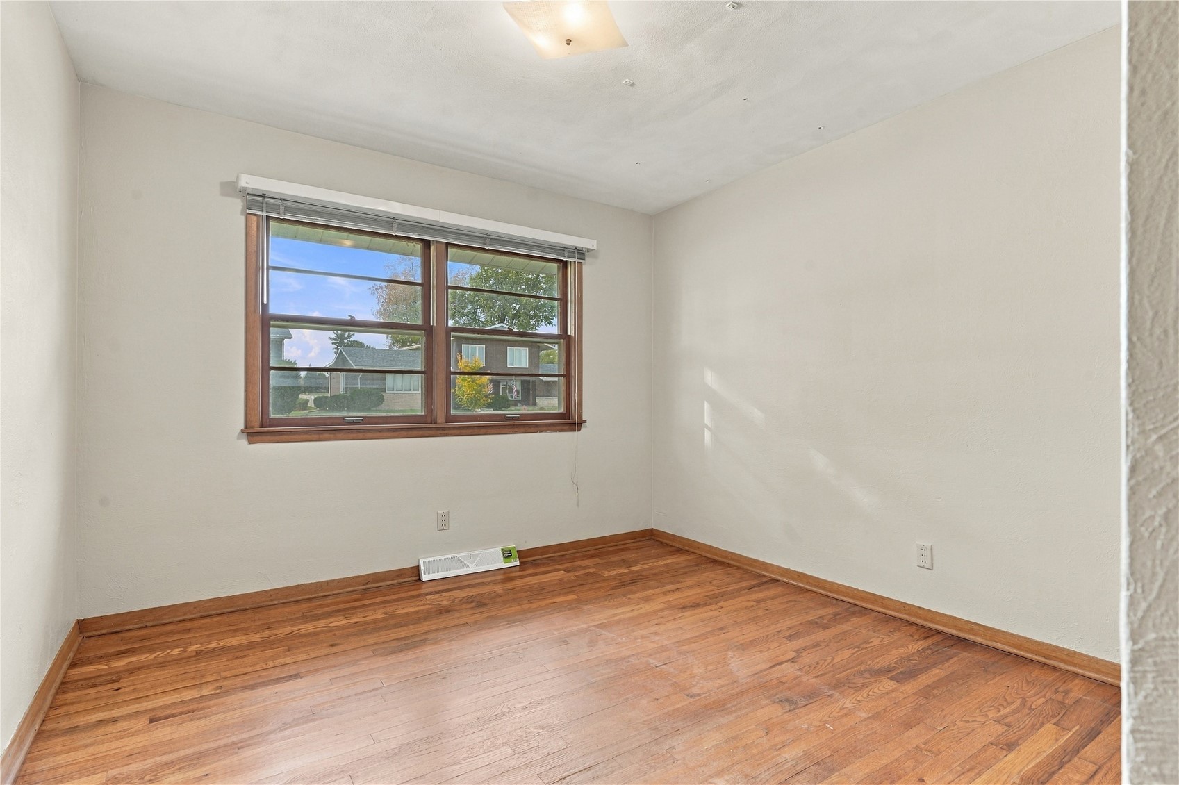 1740 25th Avenue Marion IA 52302