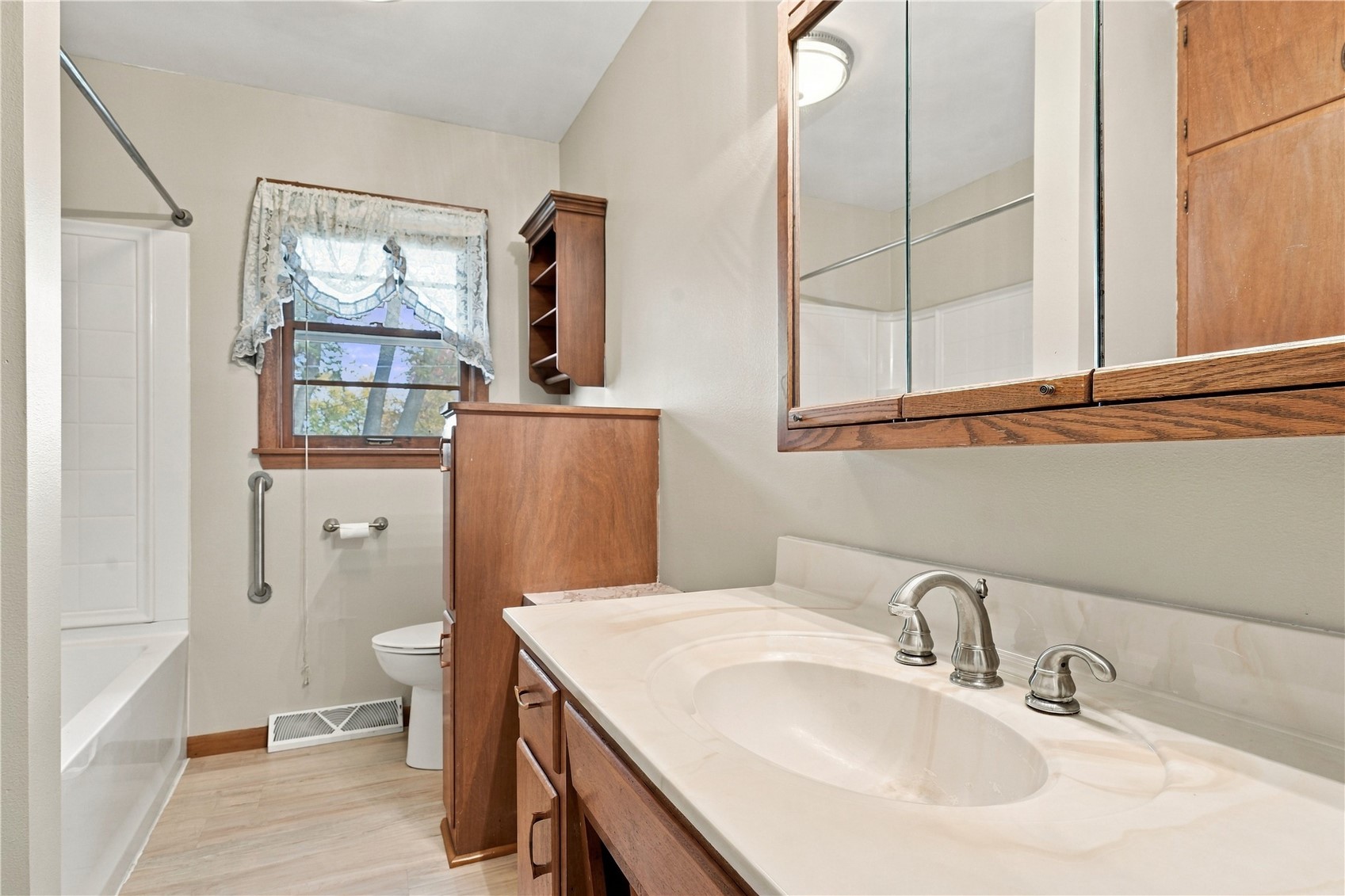 1740 25th Avenue Marion IA 52302