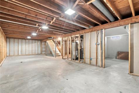 1740 25th Avenue Marion IA 52302