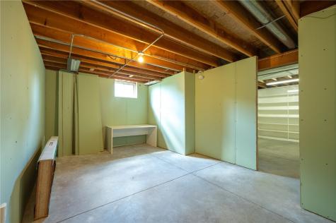 6514 Fox Run Drive SW Cedar Rapids IA 52404