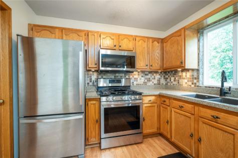 6514 Fox Run Drive SW Cedar Rapids IA 52404