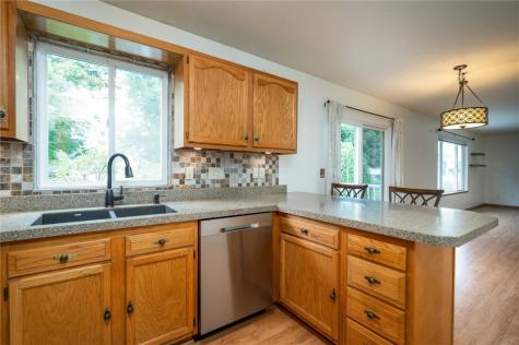 6514 Fox Run Drive SW Cedar Rapids IA 52404