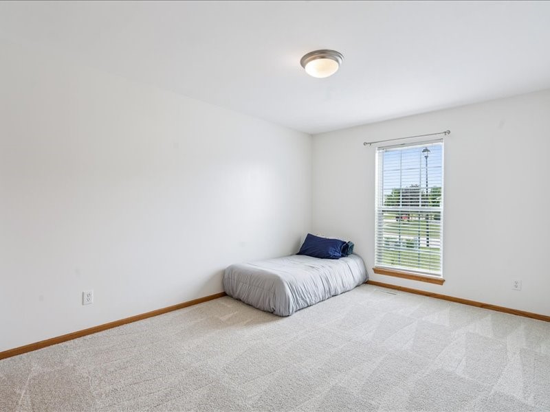 440 Onyx Avenue Marion IA 52302