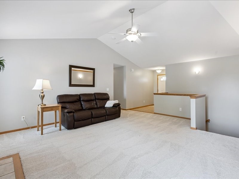 440 Onyx Avenue Marion IA 52302