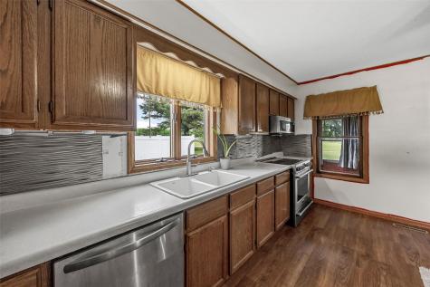 2769 55th Street Drive Vinton IA 52349