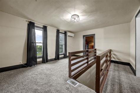 2769 55th Street Drive Vinton IA 52349