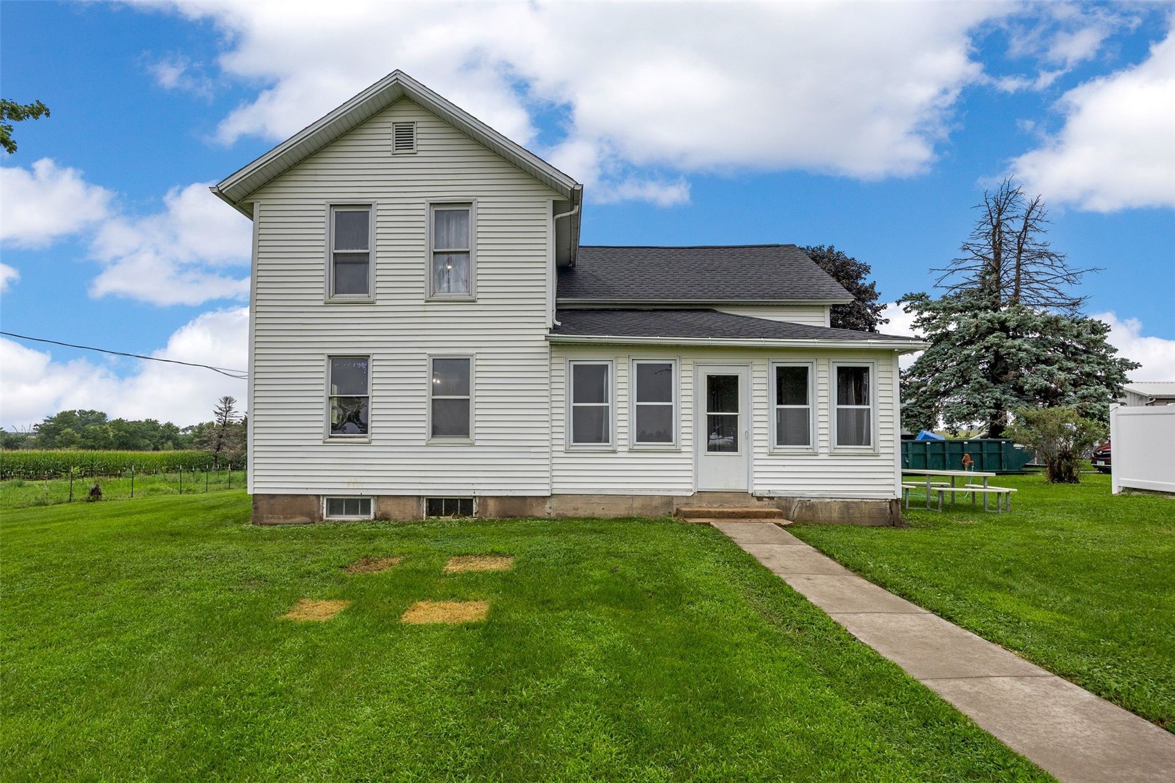 2769 55th Street Drive Vinton IA 52349