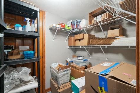 1215 Brockman Drive SE Cedar Rapids IA 52403