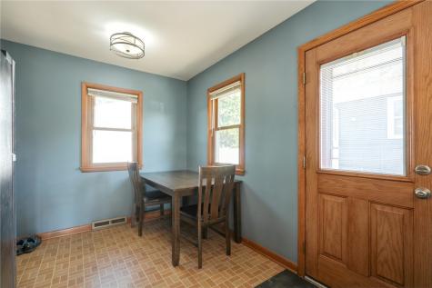 1215 Brockman Drive SE Cedar Rapids IA 52403