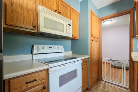 1215 Brockman Drive SE Cedar Rapids IA 52403
