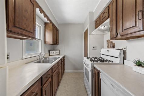 2401 Southland Street SW Cedar Rapids IA 52404