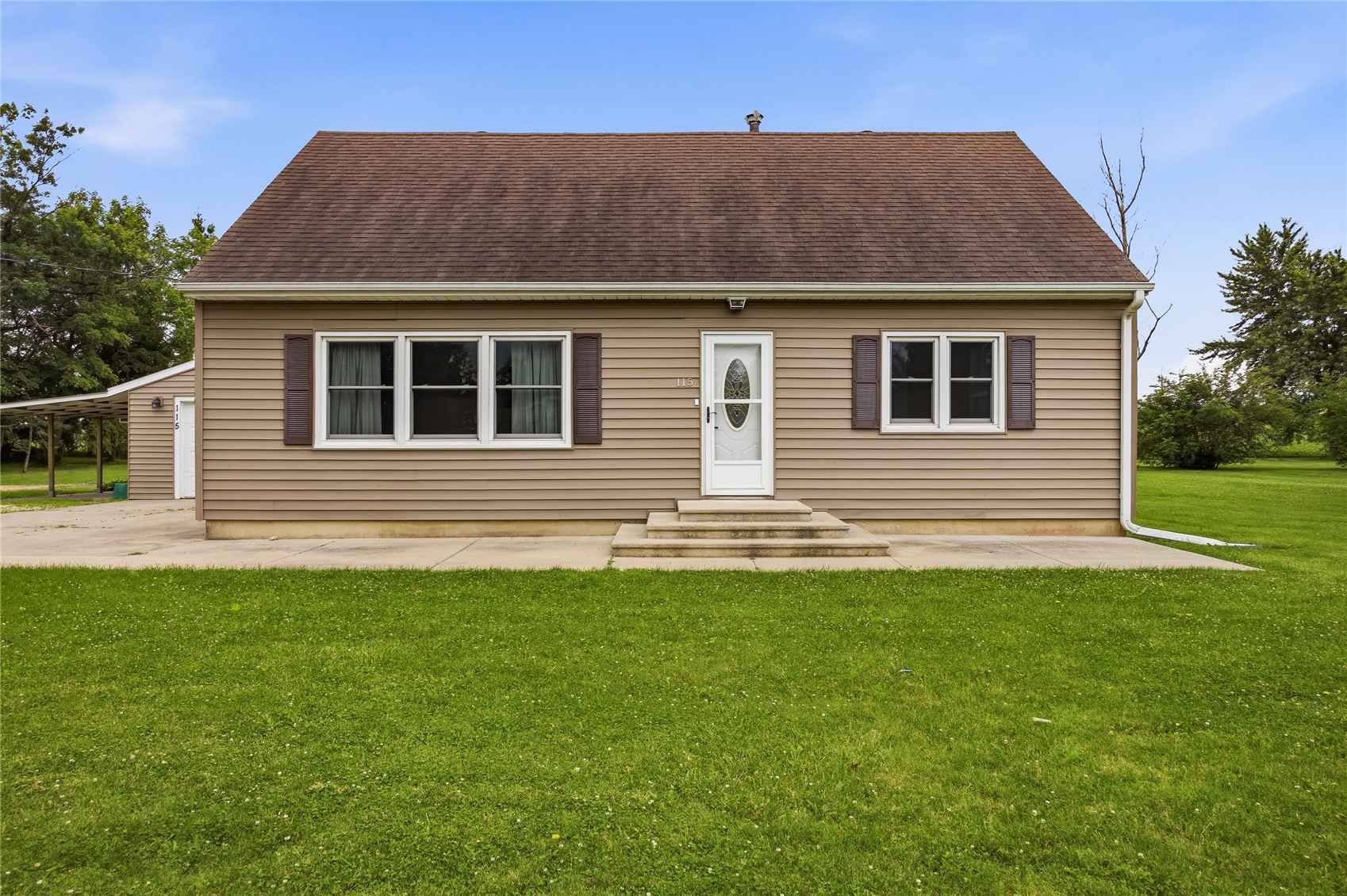 115 Kohl Street Martelle IA 52305