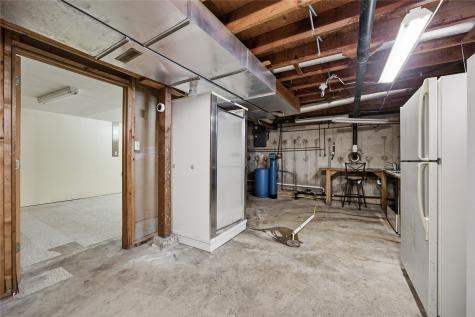115 Kohl Street Martelle IA 52305