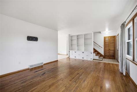 115 Kohl Street Martelle IA 52305