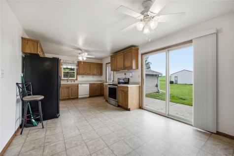 115 Kohl Street Martelle IA 52305
