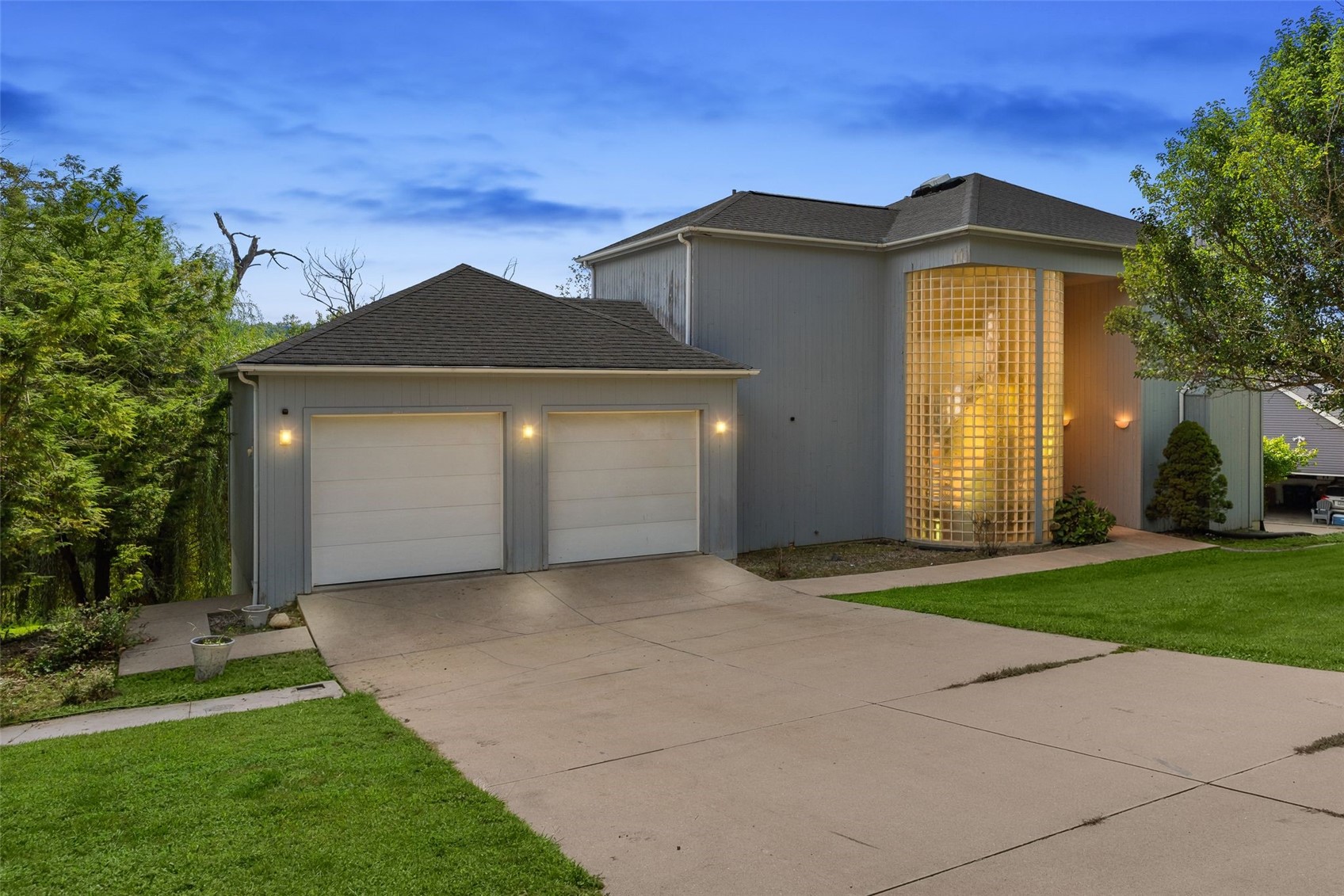 4315 Pioneer Trail SE Cedar Rapids IA 52403